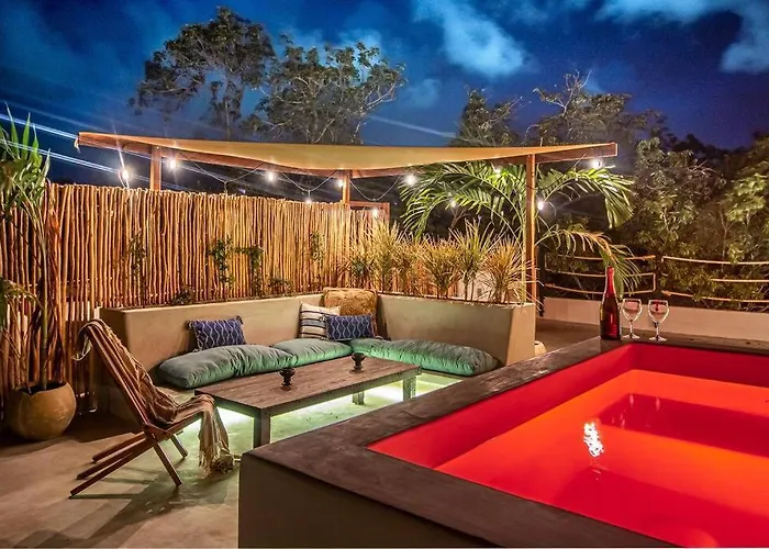 Ujo 100 Mb Wifi 2 Private Pools Pousada